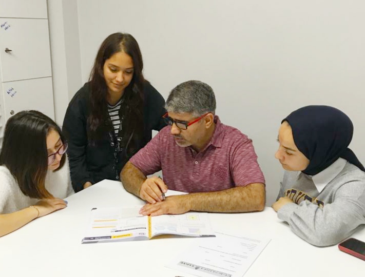 Akif Hoca ve öğrencileriyle derslerden bir anı